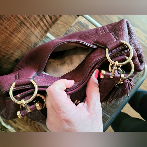 Michael Kors slouchy satchel with tassel - Picture 3 of 7